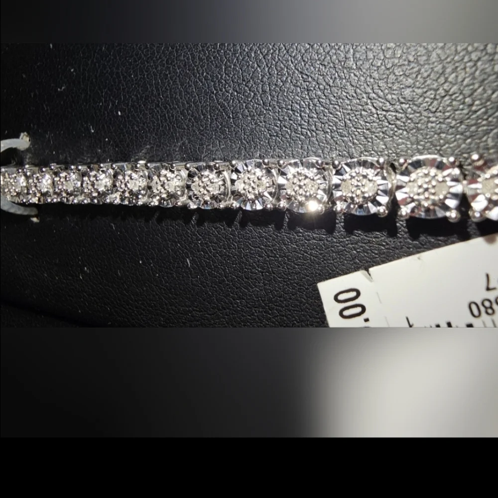 DIA 1/4 Cart Diamond Sterling Silver Rhodium Plated 7